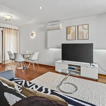 Baia Da By Lovelystay Apartment
